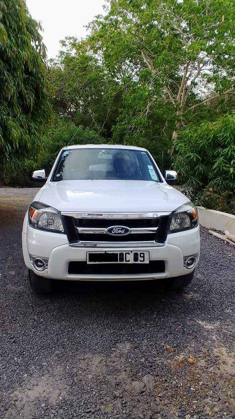 2009 FORD RANGER XLT AUTOMATIC - 2 - Pickup trucks (4x4 & 4x2)  on Aster Vender