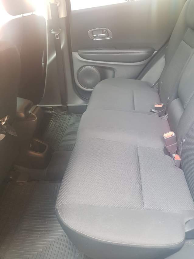 car - 3 - Family Cars  on Aster Vender