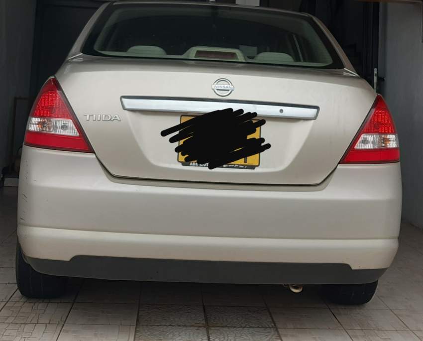 NISSAN Tiida Sedan on Aster Vender