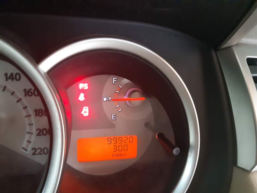 NISSAN Tiida Sedan - 4 - Family Cars  on Aster Vender