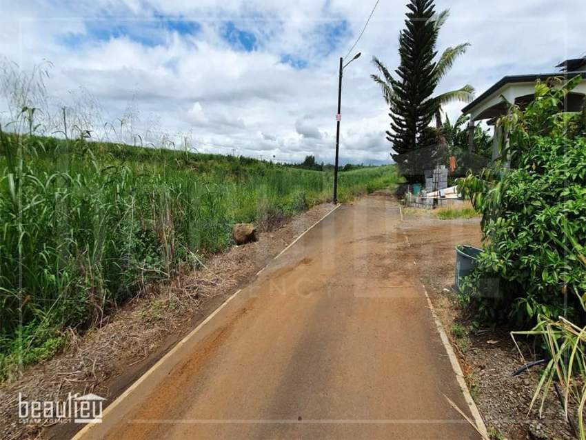Residential land of 50 perches for sale in L'Amitié on Aster Vender