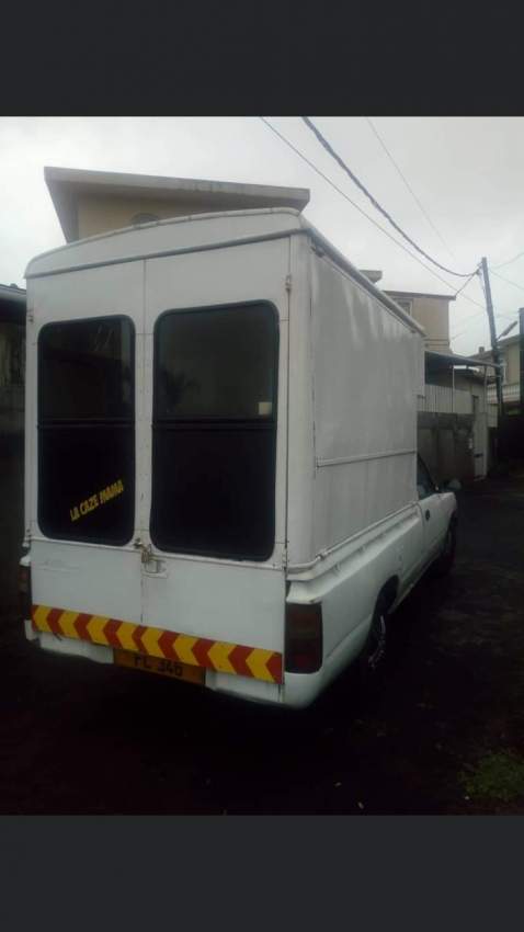 Toyota Urgent Sale - 1 - Pickup trucks (4x4 & 4x2)  on Aster Vender